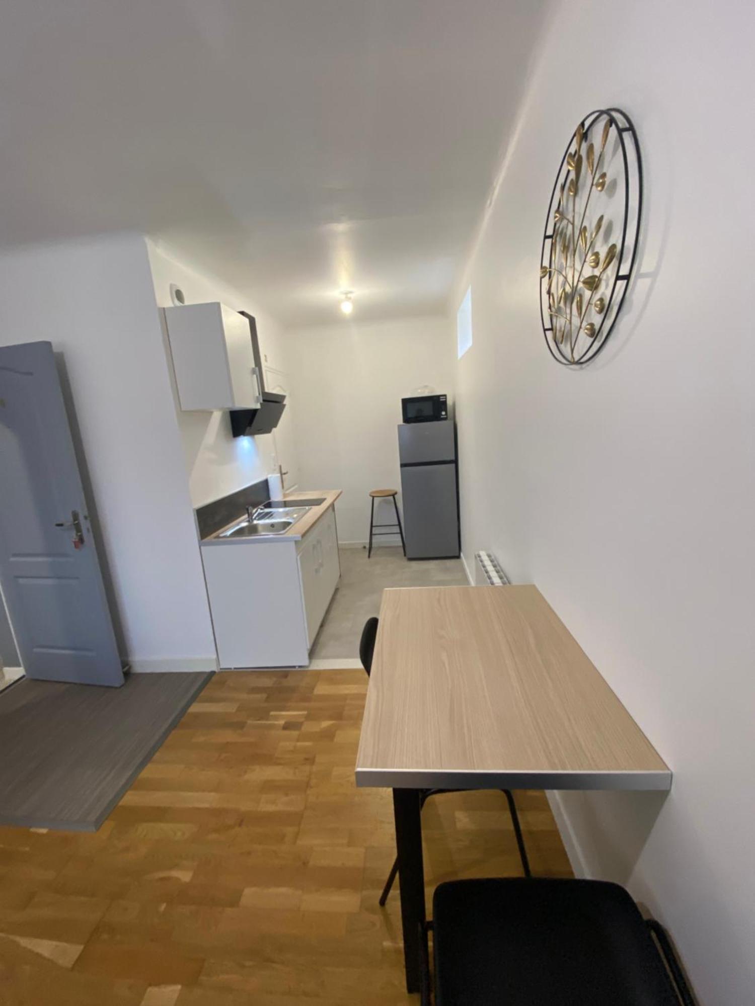 Appartement Meuble Circuit 24h *